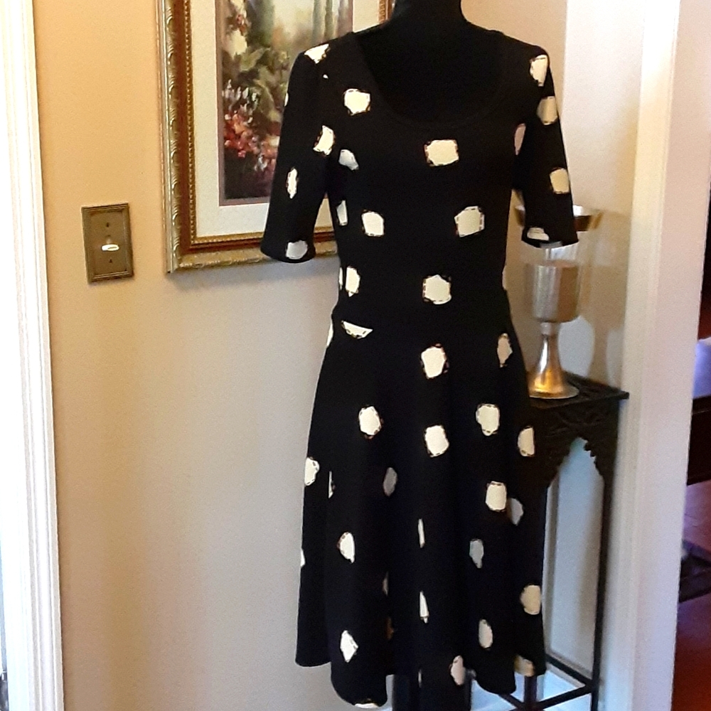 LuLaRoe black cream tan dress fit & flare M EUC